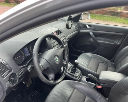 Серый Шкода Октавия, объемом двигателя 1.9 л и пробегом 408 тыс. км за 2350 $, фото 14 на Automoto.ua