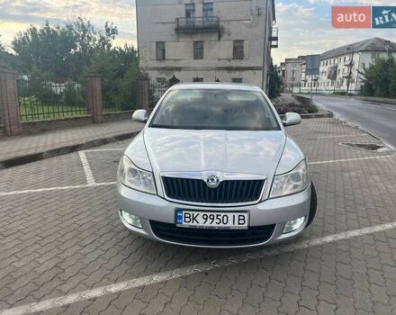 Сірий Шкода Октавія, об'ємом двигуна 1.6 л та пробігом 293 тис. км за 6400 $, фото 12 на Automoto.ua
