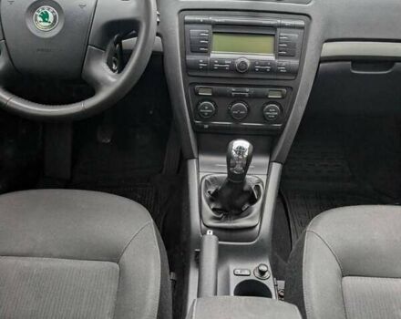 Серый Шкода Октавия, объемом двигателя 1.6 л и пробегом 256 тыс. км за 7300 $, фото 5 на Automoto.ua