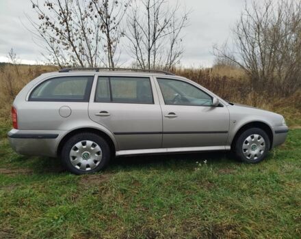 Серый Шкода Октавия, объемом двигателя 1.6 л и пробегом 210 тыс. км за 6800 $, фото 4 на Automoto.ua