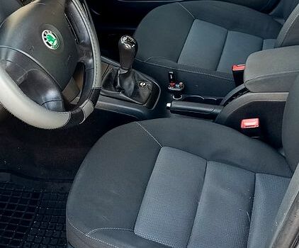 Сірий Шкода Октавія, об'ємом двигуна 1.6 л та пробігом 240 тис. км за 4228 $, фото 7 на Automoto.ua