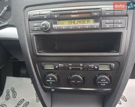 Сірий Шкода Октавія, об'ємом двигуна 1.6 л та пробігом 139 тис. км за 7990 $, фото 43 на Automoto.ua