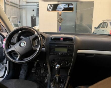 Серый Шкода Октавия, объемом двигателя 1.6 л и пробегом 245 тыс. км за 5500 $, фото 6 на Automoto.ua