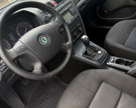 Серый Шкода Октавия, объемом двигателя 2 л и пробегом 280 тыс. км за 6900 $, фото 4 на Automoto.ua