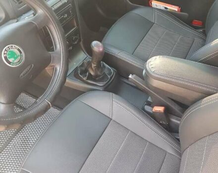 Серый Шкода Октавия, объемом двигателя 1.6 л и пробегом 278 тыс. км за 6500 $, фото 4 на Automoto.ua