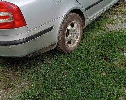 Серый Шкода Октавия, объемом двигателя 1.6 л и пробегом 204 тыс. км за 4900 $, фото 10 на Automoto.ua