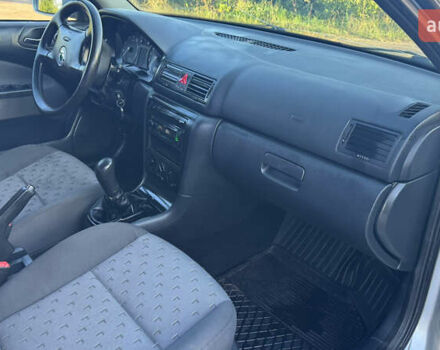 Сірий Шкода Октавія, об'ємом двигуна 1.6 л та пробігом 360 тис. км за 4499 $, фото 16 на Automoto.ua