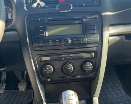 Шкода Октавія 2008 у Самборе на Automoto.ua Сірий Шкода Октавія, об'ємом двигуна 1.9 л та пробігом 238 тис. км за 5800 $, фото 5 на Automoto.ua