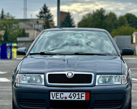 Серый Шкода Октавия, объемом двигателя 1.6 л и пробегом 155 тыс. км за 6700 $, фото 1 на Automoto.ua