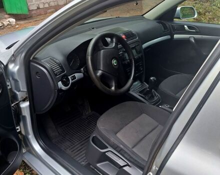 Сірий Шкода Октавія, об'ємом двигуна 1.6 л та пробігом 240 тис. км за 6000 $, фото 6 на Automoto.ua