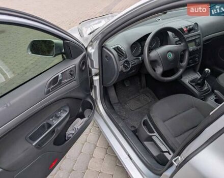 Серый Шкода Октавия, объемом двигателя 1.6 л и пробегом 256 тыс. км за 7300 $, фото 10 на Automoto.ua