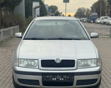 Серый Шкода Октавия, объемом двигателя 1.6 л и пробегом 235 тыс. км за 5299 $, фото 1 на Automoto.ua