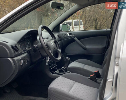 Серый Шкода Октавия, объемом двигателя 1.6 л и пробегом 275 тыс. км за 5500 $, фото 18 на Automoto.ua