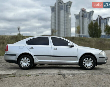 Серый Шкода Октавия, объемом двигателя 1.6 л и пробегом 260 тыс. км за 5200 $, фото 6 на Automoto.ua