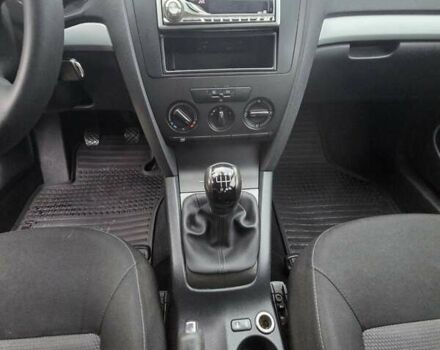 Сірий Шкода Октавія, об'ємом двигуна 1.6 л та пробігом 264 тис. км за 6500 $, фото 32 на Automoto.ua