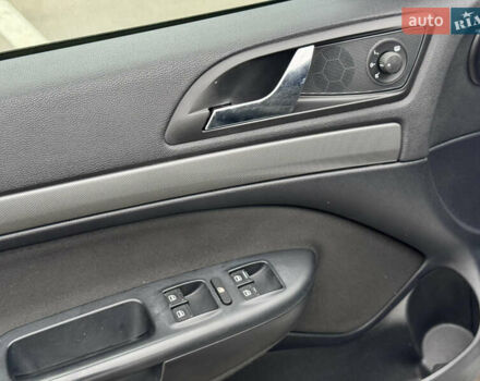 Сірий Шкода Октавія, об'ємом двигуна 2 л та пробігом 246 тис. км за 5999 $, фото 38 на Automoto.ua