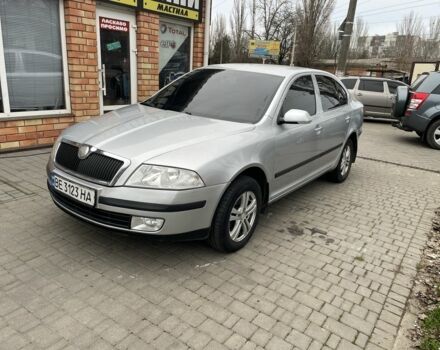 Серый Шкода Октавия, объемом двигателя 2 л и пробегом 190 тыс. км за 5800 $, фото 2 на Automoto.ua