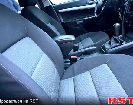 Серый Шкода Октавия, объемом двигателя 1.6 л и пробегом 180 тыс. км за 5850 $, фото 10 на Automoto.ua