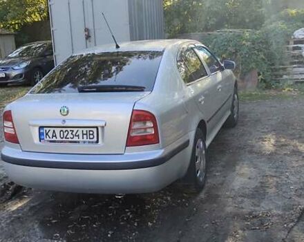 Серый Шкода Октавия, объемом двигателя 1.6 л и пробегом 179 тыс. км за 4900 $, фото 2 на Automoto.ua