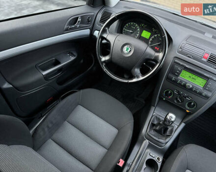 Серый Шкода Октавия, объемом двигателя 1.6 л и пробегом 164 тыс. км за 6400 $, фото 12 на Automoto.ua