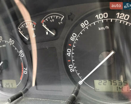Серый Шкода Октавия, объемом двигателя 1.6 л и пробегом 227 тыс. км за 5400 $, фото 9 на Automoto.ua