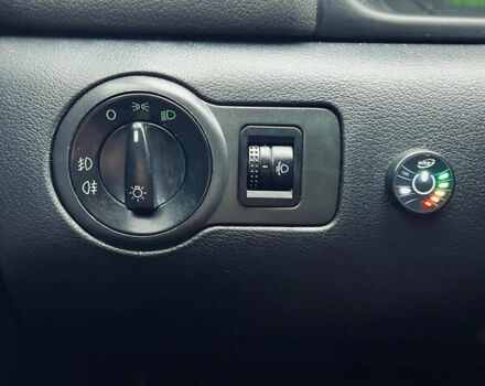 Серый Шкода Октавия, объемом двигателя 1.6 л и пробегом 150 тыс. км за 5100 $, фото 6 на Automoto.ua