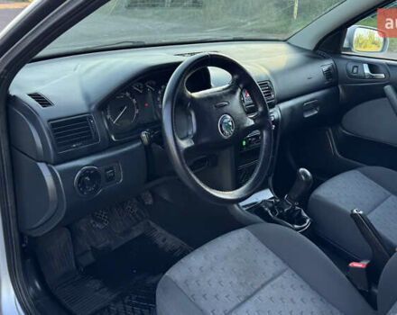 Сірий Шкода Октавія, об'ємом двигуна 1.6 л та пробігом 360 тис. км за 4499 $, фото 25 на Automoto.ua