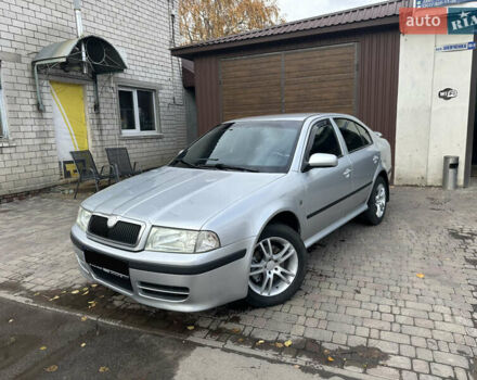 Серый Шкода Октавия, объемом двигателя 1.8 л и пробегом 217 тыс. км за 6200 $, фото 2 на Automoto.ua