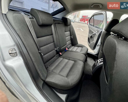 Сірий Шкода Октавія, об'ємом двигуна 2 л та пробігом 246 тис. км за 5999 $, фото 33 на Automoto.ua