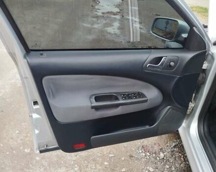 Сірий Шкода Октавія, об'ємом двигуна 1.6 л та пробігом 300 тис. км за 5300 $, фото 22 на Automoto.ua
