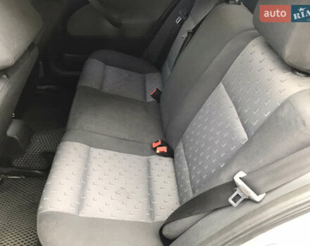 Серый Шкода Октавия, объемом двигателя 1.6 л и пробегом 227 тыс. км за 5400 $, фото 11 на Automoto.ua