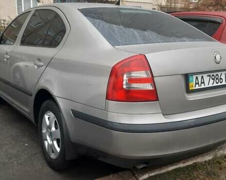 Серый Шкода Октавия, объемом двигателя 1.6 л и пробегом 247 тыс. км за 4750 $, фото 4 на Automoto.ua