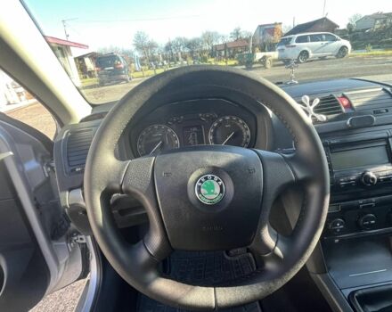 Шкода Октавія 2008 у Самборе на Automoto.ua Сірий Шкода Октавія, об'ємом двигуна 1.9 л та пробігом 238 тис. км за 5800 $, фото 4 на Automoto.ua