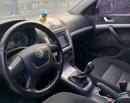 Сірий Шкода Октавія, об'ємом двигуна 1.6 л та пробігом 207 тис. км за 6900 $, фото 7 на Automoto.ua