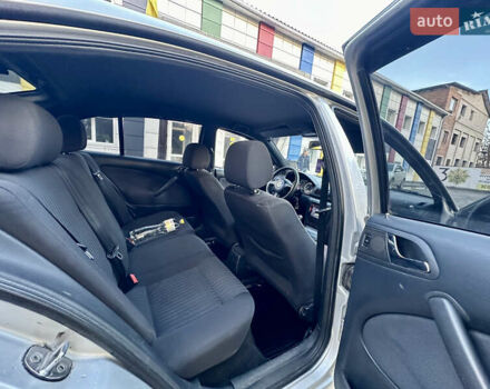 Сірий Шкода Октавія, об'ємом двигуна 1.78 л та пробігом 300 тис. км за 4850 $, фото 17 на Automoto.ua