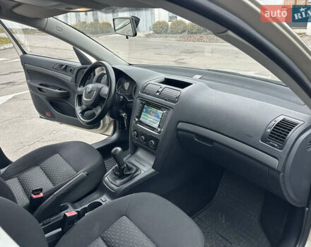Серый Шкода Октавия, объемом двигателя 1.6 л и пробегом 159 тыс. км за 7499 $, фото 55 на Automoto.ua
