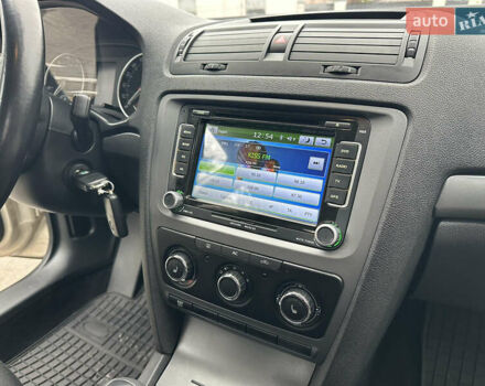 Серый Шкода Октавия, объемом двигателя 1.6 л и пробегом 159 тыс. км за 7499 $, фото 56 на Automoto.ua