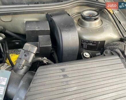 Шкода Октавія 2009 у Белой Церкве на Automoto.ua Сірий Шкода Октавія, об'ємом двигуна 1.9 л та пробігом 209 тис. км за 6800 $, фото 8 на Automoto.ua