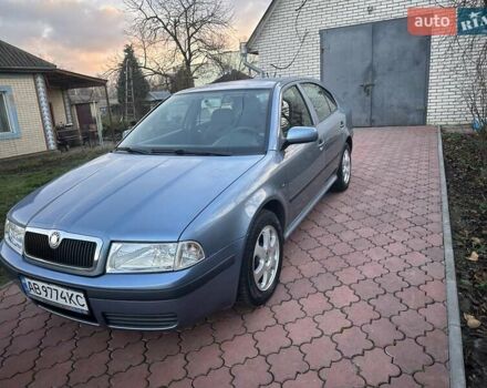 Серый Шкода Октавия, объемом двигателя 1.6 л и пробегом 213 тыс. км за 5600 $, фото 2 на Automoto.ua