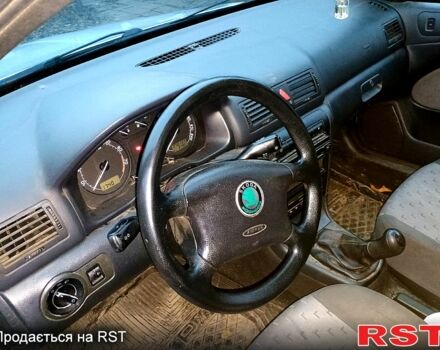 Серый Шкода Октавия, объемом двигателя 1.6 л и пробегом 270 тыс. км за 4700 $, фото 4 на Automoto.ua