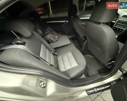 Сірий Шкода Октавія, об'ємом двигуна 1.4 л та пробігом 200 тис. км за 7300 $, фото 27 на Automoto.ua