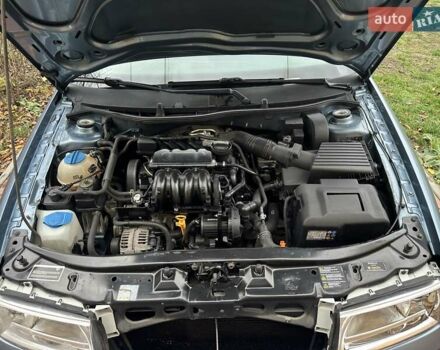 Серый Шкода Октавия, объемом двигателя 1.6 л и пробегом 213 тыс. км за 5600 $, фото 59 на Automoto.ua