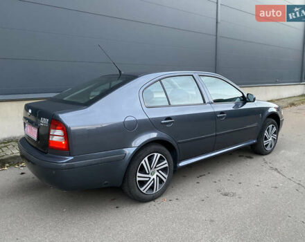 Сірий Шкода Октавія, об'ємом двигуна 1.6 л та пробігом 200 тис. км за 5700 $, фото 16 на Automoto.ua