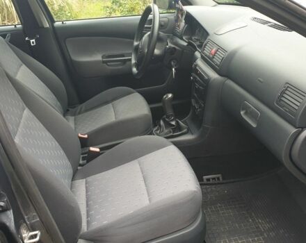 Серый Шкода Октавия, объемом двигателя 1.6 л и пробегом 250 тыс. км за 5552 $, фото 5 на Automoto.ua