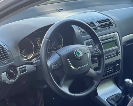 Серый Шкода Октавия, объемом двигателя 1.8 л и пробегом 212 тыс. км за 7400 $, фото 6 на Automoto.ua