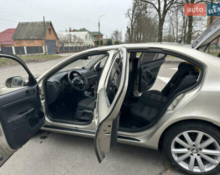 Серый Шкода Октавия, объемом двигателя 1.6 л и пробегом 159 тыс. км за 7499 $, фото 63 на Automoto.ua
