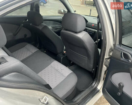 Сірий Шкода Октавія, об'ємом двигуна 1.6 л та пробігом 256 тис. км за 5899 $, фото 19 на Automoto.ua