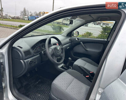 Серый Шкода Октавия, объемом двигателя 1.6 л и пробегом 190 тыс. км за 5999 $, фото 31 на Automoto.ua