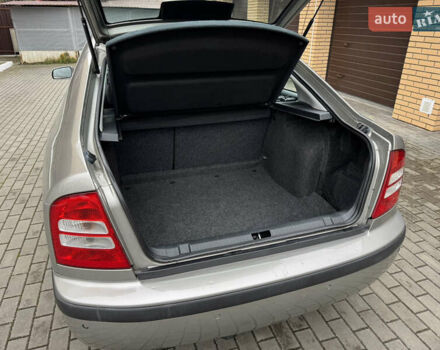 Сірий Шкода Октавія, об'ємом двигуна 1.6 л та пробігом 191 тис. км за 5950 $, фото 12 на Automoto.ua