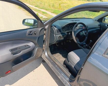 Серый Шкода Октавия, объемом двигателя 1.6 л и пробегом 221 тыс. км за 6400 $, фото 13 на Automoto.ua